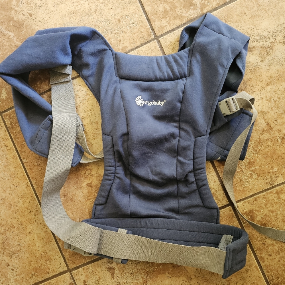 Ergobaby Embrace